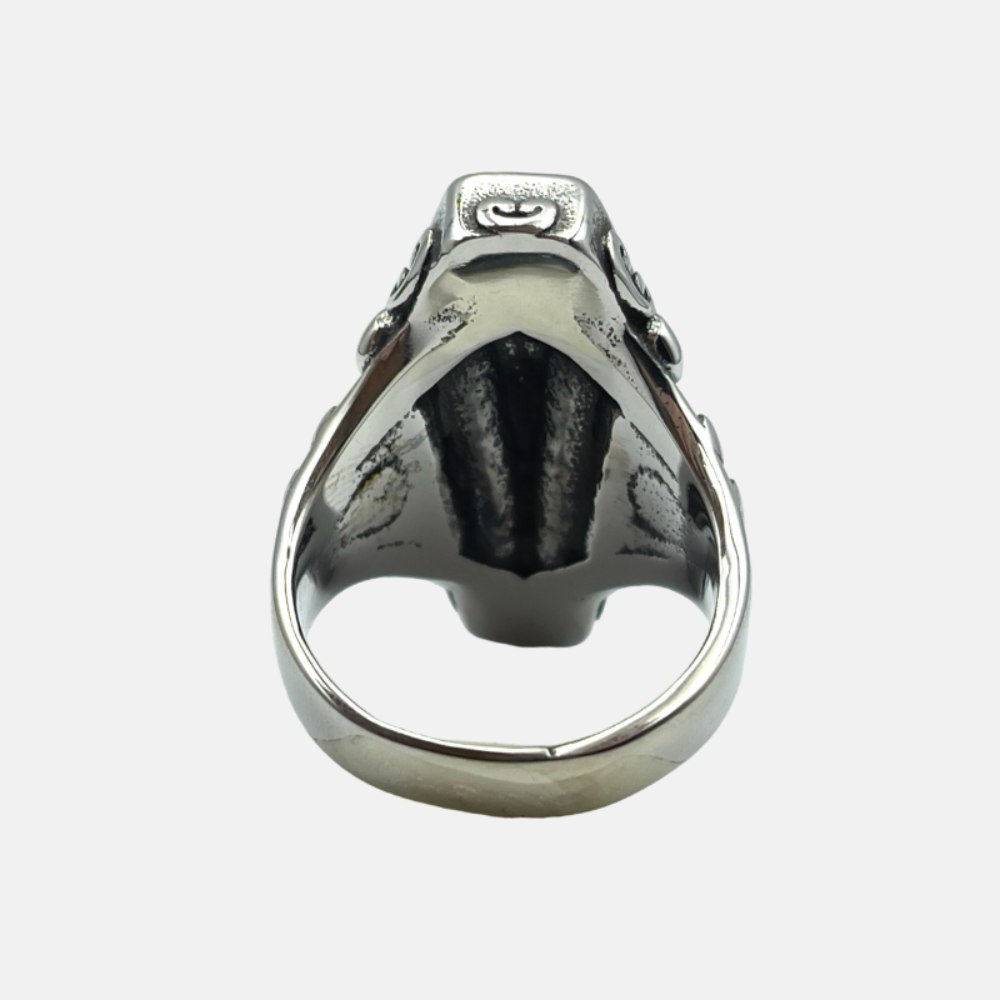 Eternum Ring